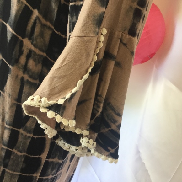 Tunic - Picture 3 of 3